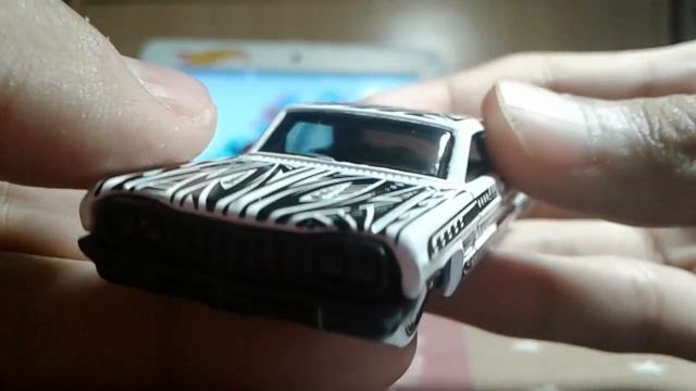 Hot wheels '64 Impala (2018 HW Art cars) смотреть онлайн