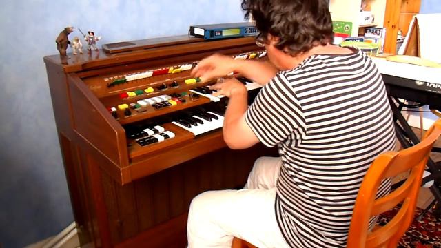 Organ Pleasure Part 1 (yamaha Electone C605) смотреть онлайн