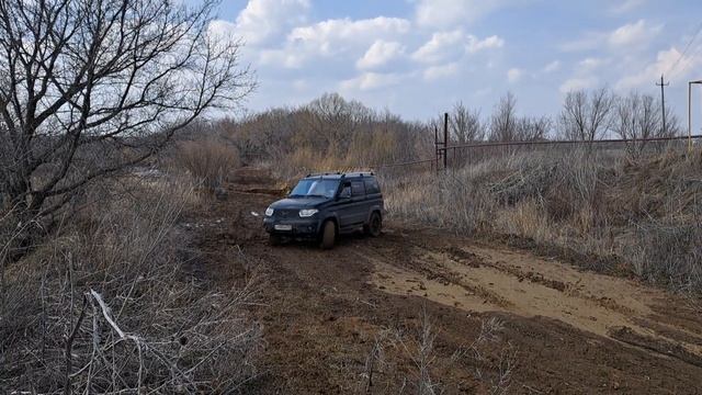 Патриот в грязи. Минитест Roadcruza Ra1100