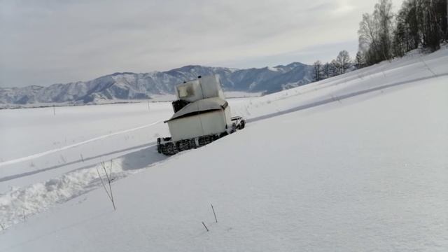 Снегоход-вездеход Скат-0 на 4х бурановских гусеницах. смотреть онлайн