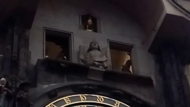 Астрономические часы Прага смотреть онлайн