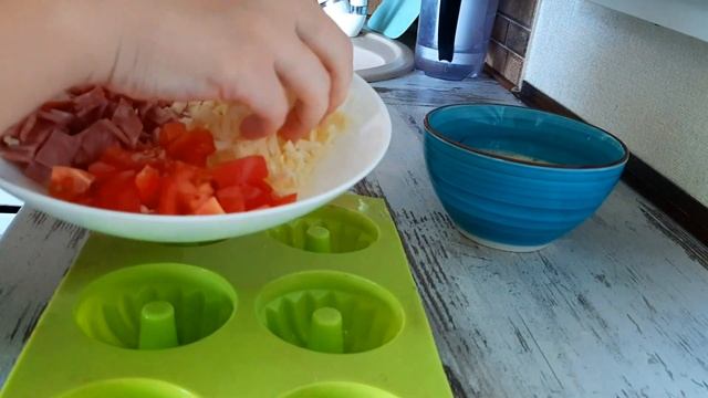 Пышные оладьи и омлет: простые рецепты