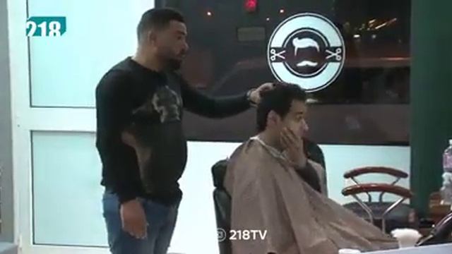 Подкололи парикмахера смотреть онлайн