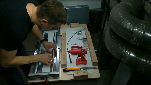 Изготовление маршрутных указателей для автобусов с регулируемой подсветкой и легкой заменой табличк смотреть онлайн