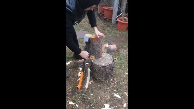 ОНЛАЙН ТРЕЙД.РУ, Топор-колун FISKARS X21 - L 122473 смотреть онлайн