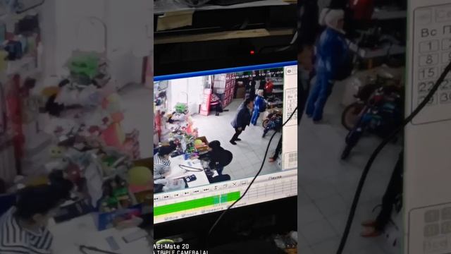 Камышин. Кража лопатника.Магазин на улице имени В.И. ЛЕНИНА