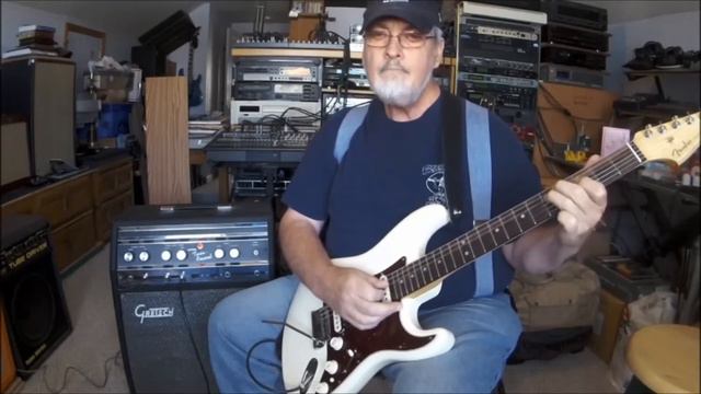 Fender Elite Stratocaster and Vintage Gretsch Amp смотреть онлайн