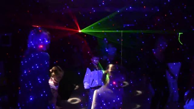ДЕТСКАЯ ВЫЕЗДНАЯ ДИСКОТЕКА! ЛАЗЕРЫ,ГЕНЕРАТОР ДЫМА! смотреть онлайн