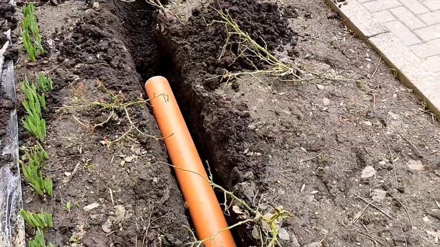 Монтаж ливневой канализации, ливневки и канализационных труб в ограниченном пространстве смотреть онлайн