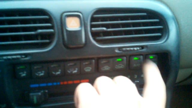 1994 Mazda 626 Oscillating vents. смотреть онлайн