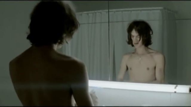 Richard Ashcroft - A Song For The Lovers (directed by Johnathan Glazer) смотреть онлайн