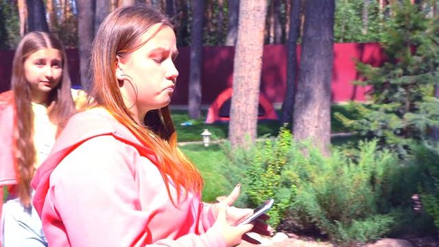 ЛАГЕРЬ ПОД УГРОЗОЙ ЗАКРЫТИЯ!! ВОЖАТУЮ ВСЁ ДОСТАЛО!! СБЕЖАЛА ИЗ ЛАГЕРЯ смотреть онлайн