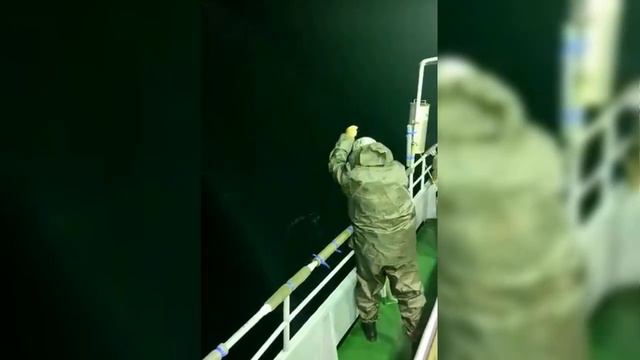 РЫБАЛКА ПОСЛЕ ТАЙФУНА - КАЛЬМАР ТРУДОВОЙ смотреть онлайн