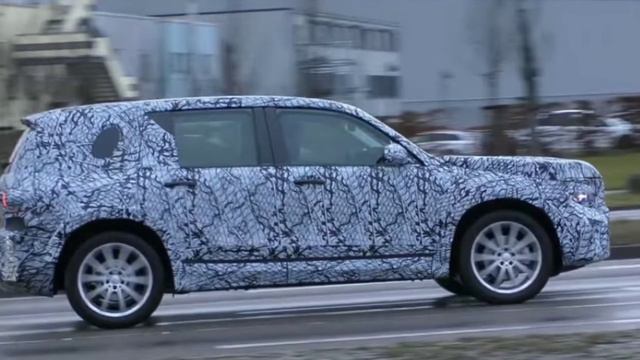 2020 Mercedes-Benz GLB смотреть онлайн