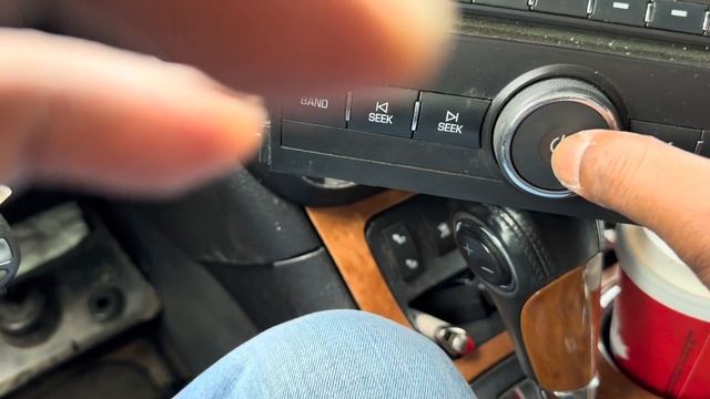 How to unlock gm radio on 2007 Saturn outlook ￼ without scanner смотреть онлайн