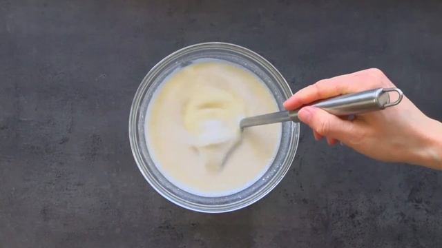 Как Приготовить Тонкие Домашние Блины на Молочной Сыворотке // Вкусные Ажурные Блинчики с Дырочками смотреть онлайн