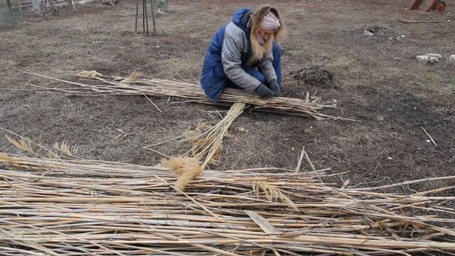 Сама сделала Сама и сожгла /Своими руками из камыша смотреть онлайн