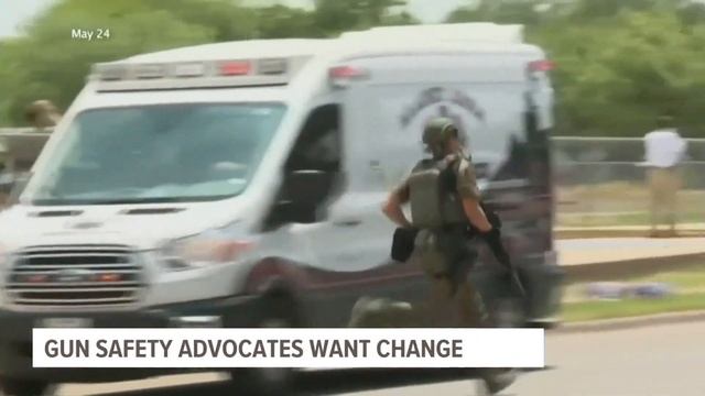 Gun safety advocates react to shooting in Uvalde, Texas смотреть онлайн