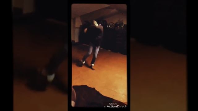 Приколы, пьяные танцы))) смотреть онлайн