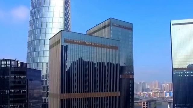 ЧУНЦИН - САМЫЙ БОЛЬШОЙ ГОРОД В МИРЕ! МНОГОУРОВНЕВЫЕ ДОРОГИ И ЛЕЖАЧИЙ НЕБОСКРЁБ! смотреть онлайн