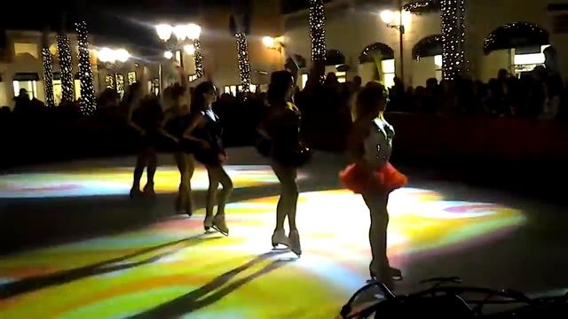 Ballo Outlet La Reggia смотреть онлайн