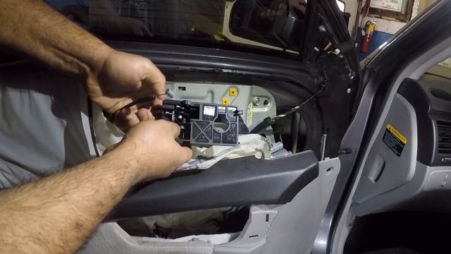 How to replace internor door handle on 2008 Kia Optima смотреть онлайн