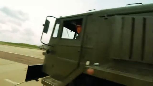 Ну что, сынок, в армию хочешь смотреть онлайн