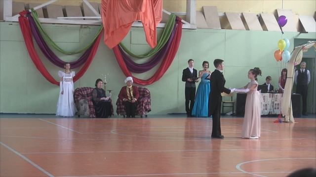 Кадетский бал Видео.wmv смотреть онлайн