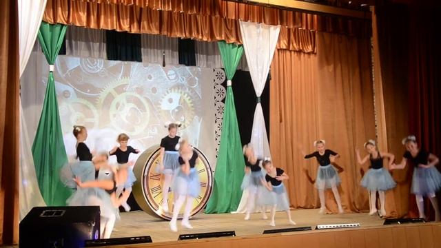 Хореографическая группа "Солнышко" - "Часики" 30 11 2019 смотреть онлайн