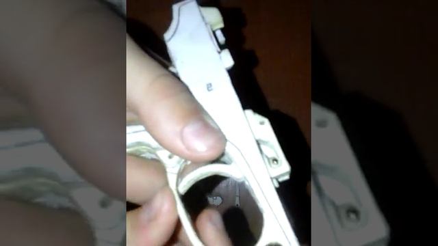 Пистолет Макаров из картона.Розборка УСМ смотреть онлайн