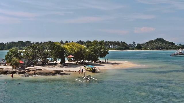 Süd Lombok und die Secret Gilis - Indonesien 2020 смотреть онлайн