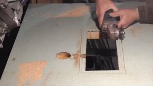 Врезка циркулярной пилы в стол