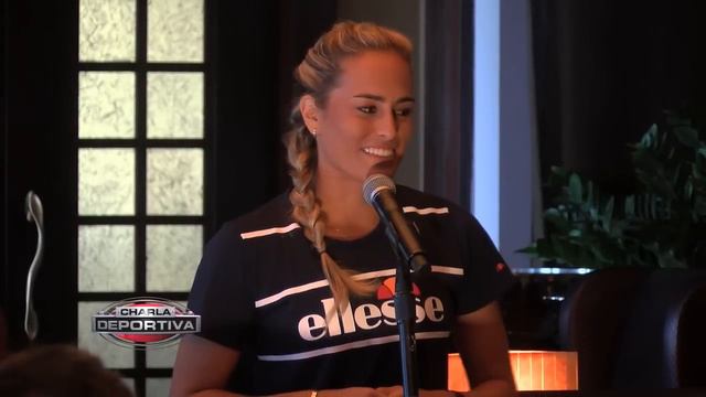 Monica Puig Invitational vs. Maria Sharapova смотреть онлайн