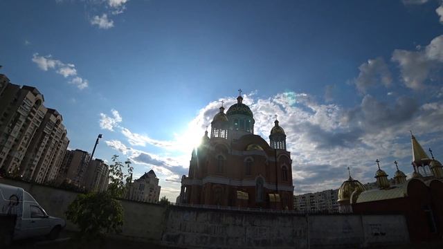 ТРАГЕДИЯ В МАГАЗИНЕ и ГРУЗИНСКИЙ РЕСТОРАН. ГОТОВИМСЯ К ПУТЕШЕСТВИЮ. КИЕВ / VLOG