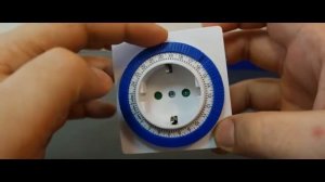 68732 Розетка с таймером механическая суточная Feron TM 32