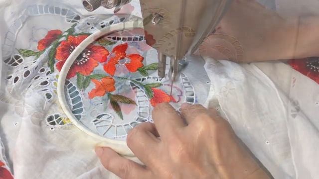Видео о создании вышитого платья "Кармен" смотреть онлайн