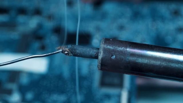 Устройство и ремонт USB контроллера Native Instruments Traktor Kontrol X1 смотреть онлайн