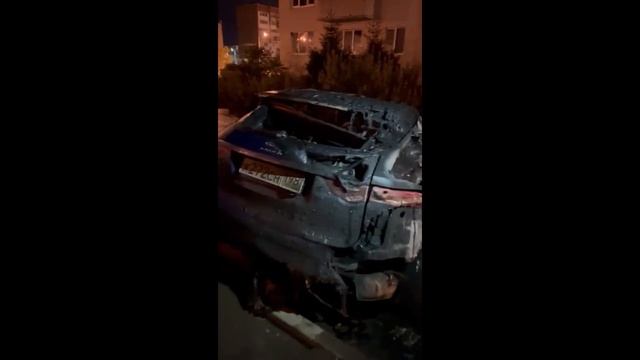 В Санкт-Петербурге задержали поджигателей иномарки