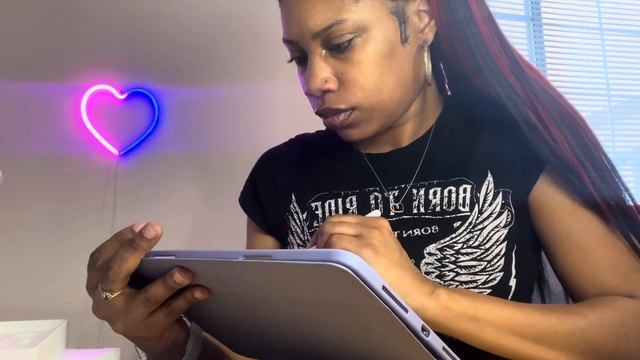 Unboxing ✅ My 1st Apple 2 Pencil ✏️ For My Apple IPad Air 5! #like #subscribe #applepencil2 #asmr