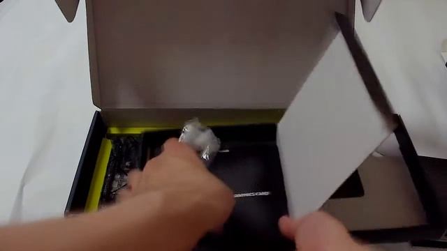 [2010.07.31] XFX Radeon HD 5750 512MB - Unboxing смотреть онлайн