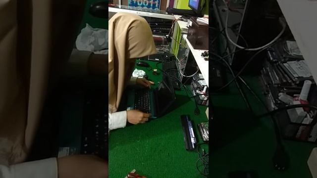 Bongkar Pasang Netbook Acer D270 #2