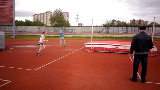 Прыжок в высоту. Перекидной способ. смотреть онлайн