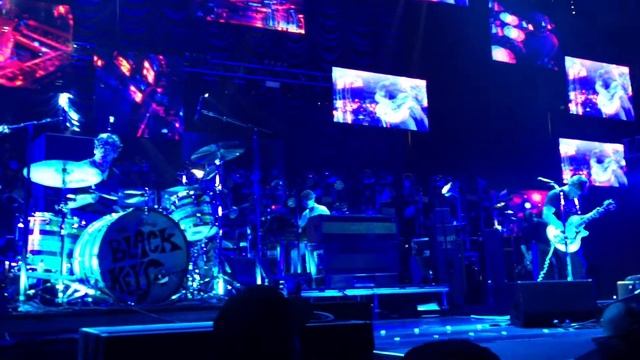 THE BLACK KEYS "ENCORE: WEIGHT OF LOVE" LIVE ORACLE ARENA 11/03/14 смотреть онлайн