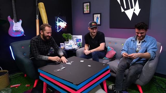 10 Of The Tiniest Weapons We Found On Wish!