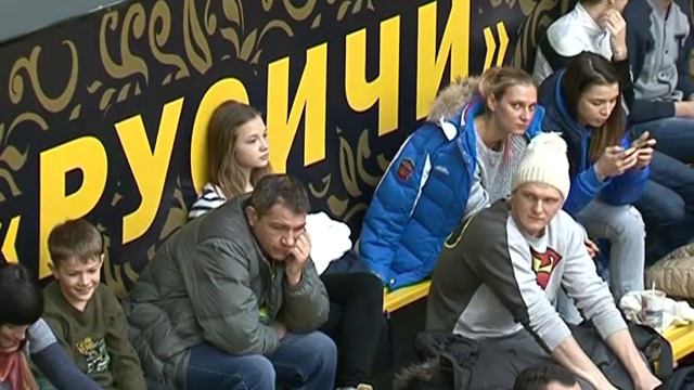 Баскетболисты курского клуба "Русичи" против БК "Киров" смотреть онлайн