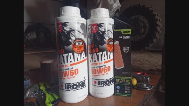 КТМ 690 sm LC4 supermoto замена масла и тест масляного фильтр MCP F8155, аналог HF 155 смотреть онлайн