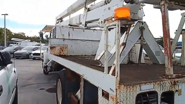 GovDeals: 90086/ 1993 International 4900, equipped with a Re смотреть онлайн