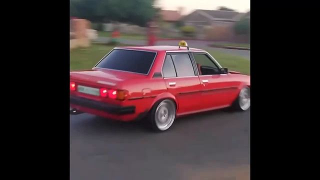 Toyota Corolla spinning with an v8 Lexus engine смотреть онлайн