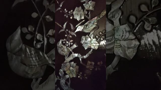 Ю.Жебелева Птица, залетевшая в застеклённый балкон смотреть онлайн