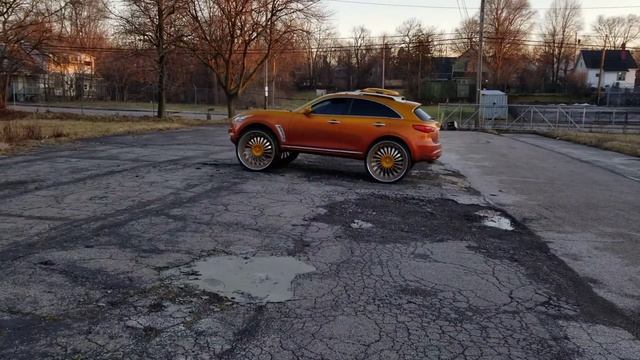 Infiniti QX60 on 32” Forgiato’s смотреть онлайн